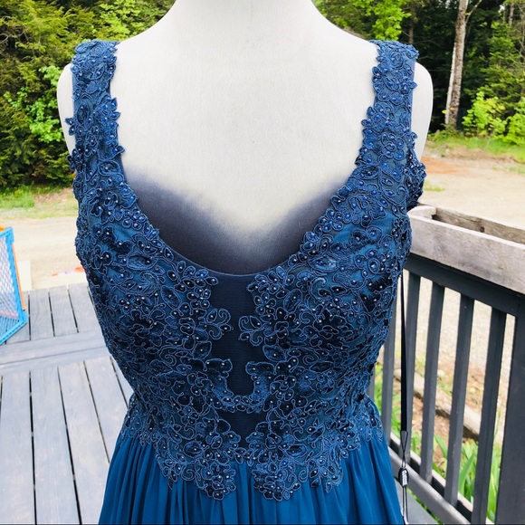 Prom Dress/ Bridesmaid Dress/Evening gown - Picture 3 of 5